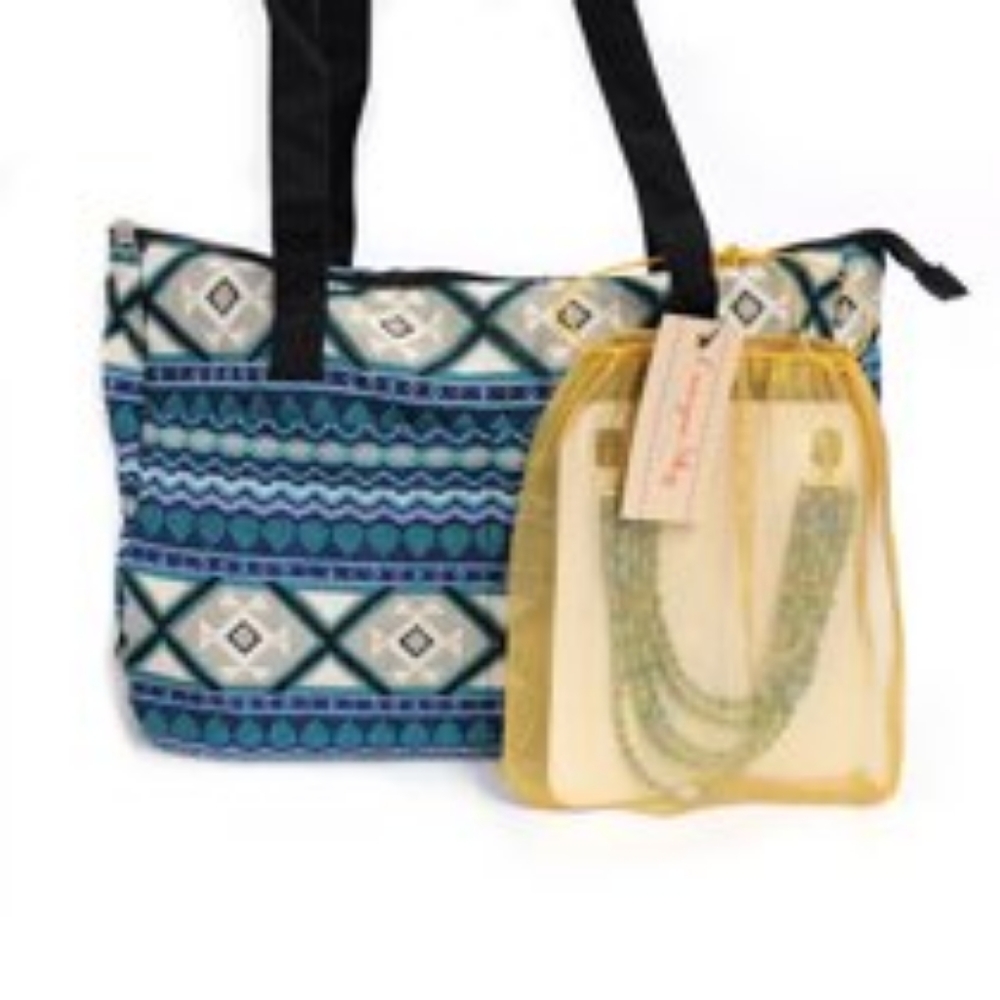NEW Canyon Sky tote bag with Necklace